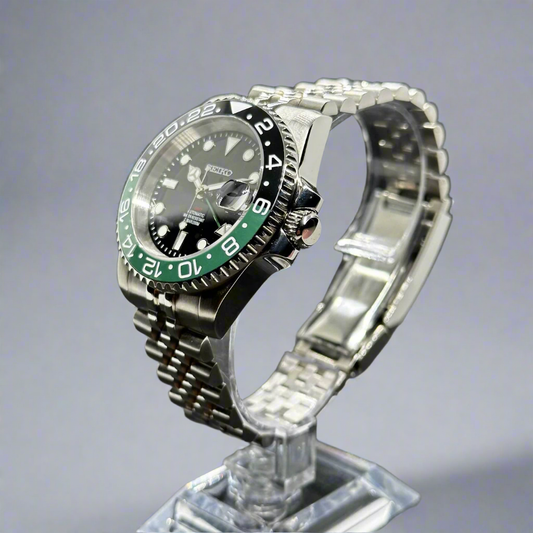 Seiko Mod GMTEIKO Sprite – Bezel GMT negru și verde | NH34 Automat