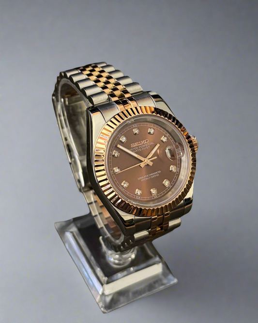 Seiko Mod Seikojust Chocolate Sunburst Dial Auto | Sapphire | Jubilee în două culori | NH35